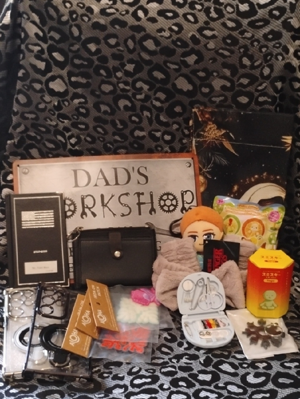 Stranger Things Bundle - Picture 7 of 8